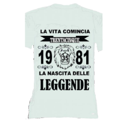 t-shirt con frase LA...