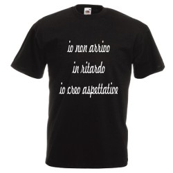 t-shirt manica corta con scritta io non arrivo in ritardo